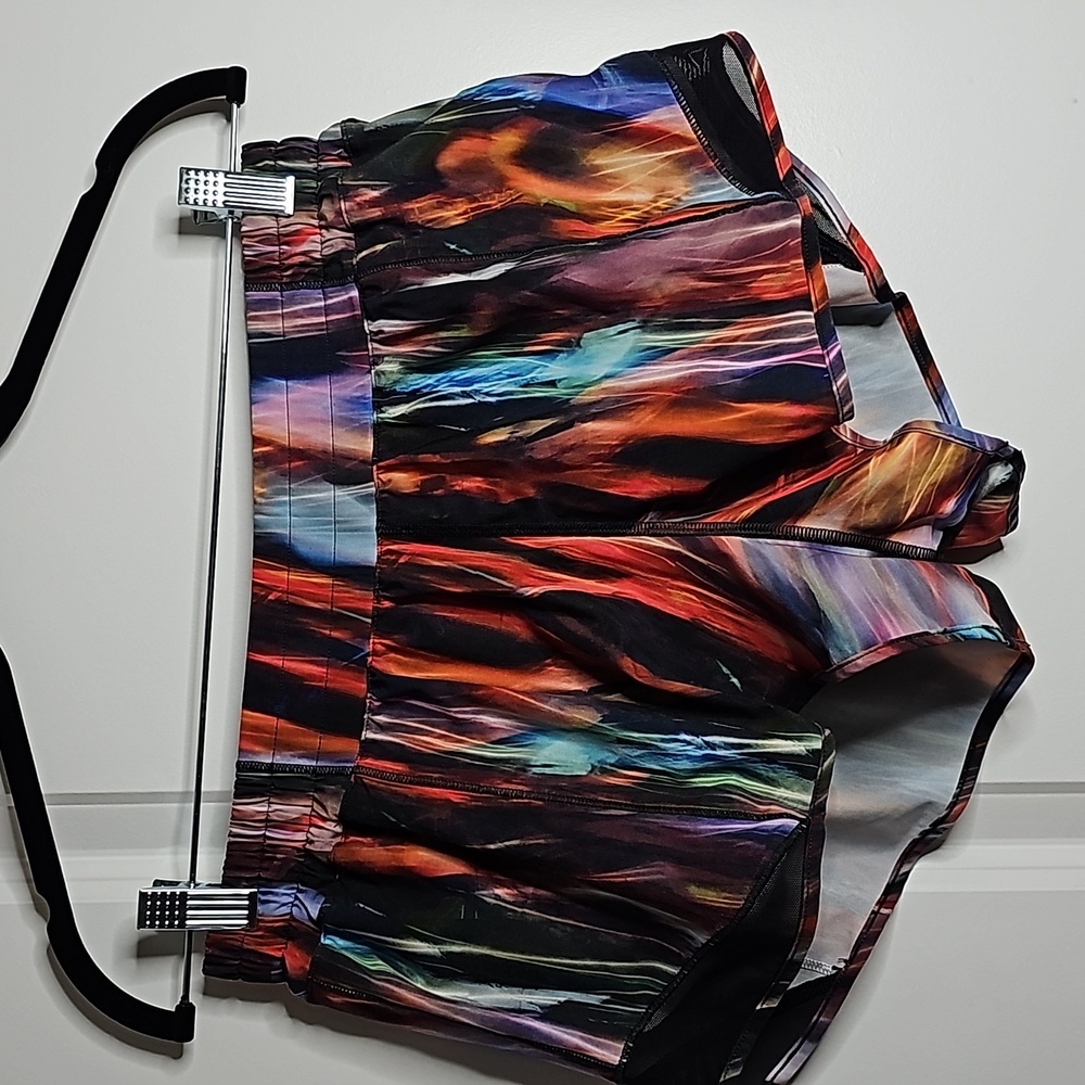 216. Lululemon Hotty Hot Short